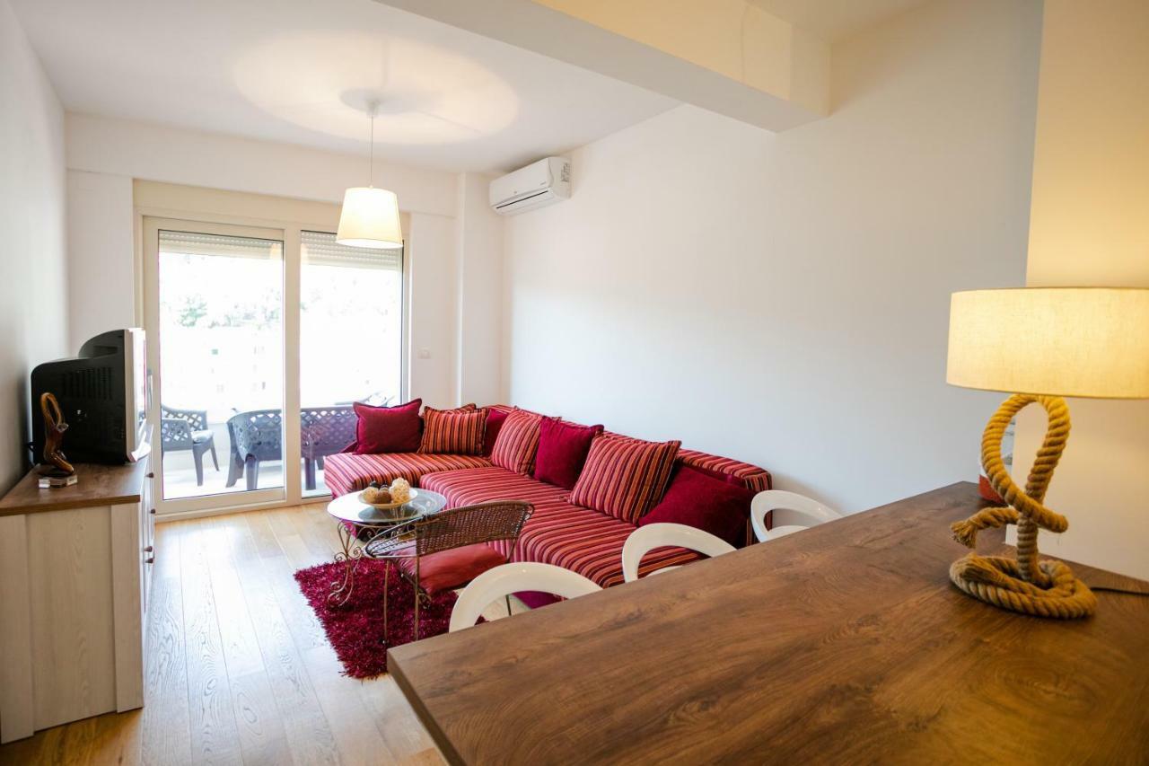 Apartment With Sea View Rafailovići Zewnętrze zdjęcie